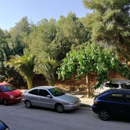 Lemontree Apartment Athena Bagian luar foto