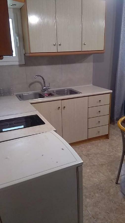 Lemontree Apartment Athena Bagian luar foto