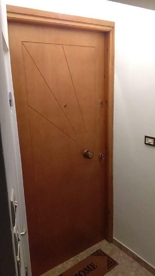Lemontree Apartment Athena Bagian luar foto
