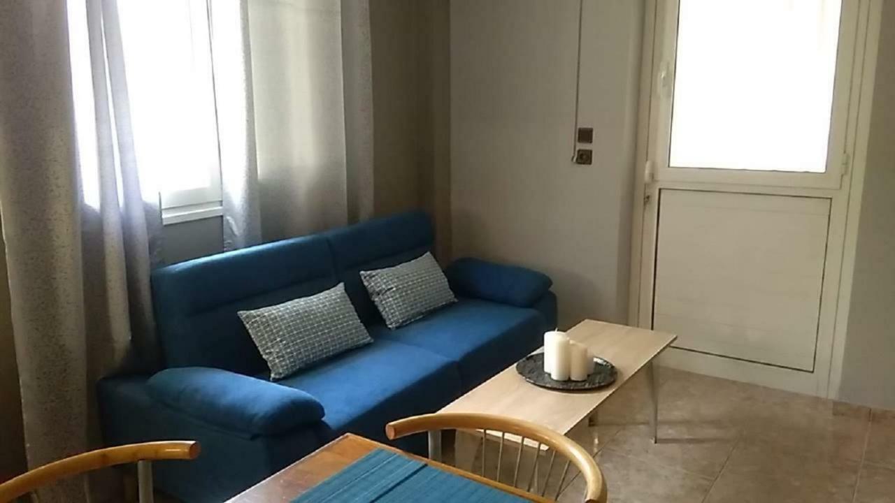 Lemontree Apartment Athena Bagian luar foto