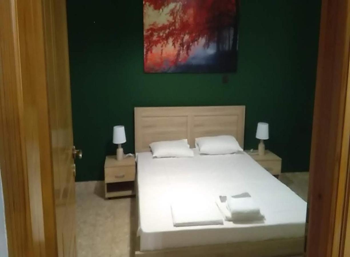 Lemontree Apartment Athena Bagian luar foto